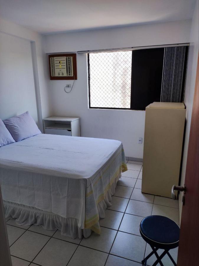 Apartamento Com Piscina A Uma Quadra Da De Jatiuca