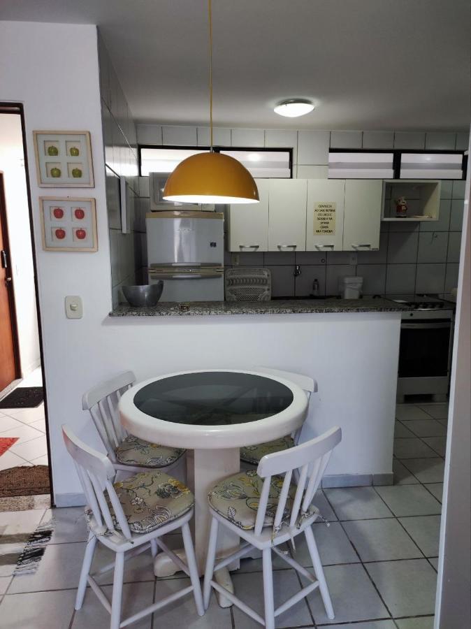 Apartamento Com Piscina A Uma Quadra Da De Jatiuca *